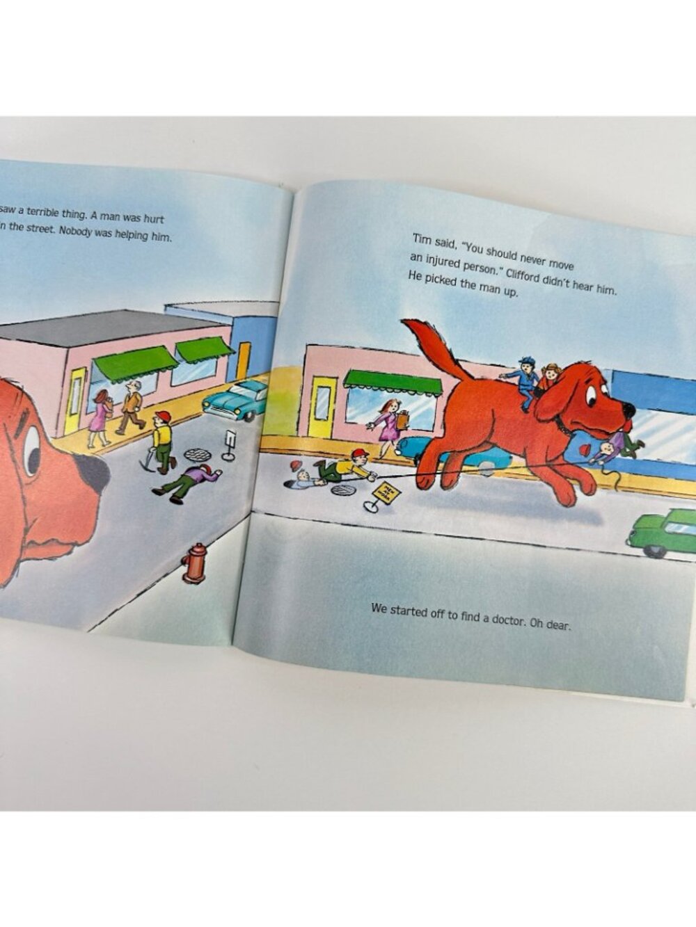 2/$6 Clifford’s Good Deeds book by Norman Bridwell (Paperback) - Picture 4 of 9